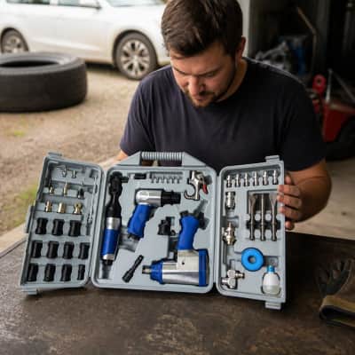 71 Piece Air Tool Kit thumbnail Party-Event 1/2