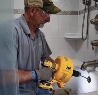 Dewalt 20v Max Xr Cordless Drain Snake Kit – photo 4 in Nepean