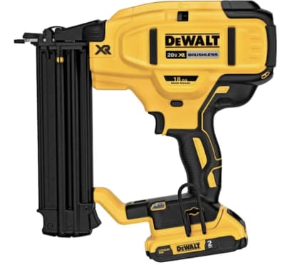 DeWalt 20V Cordless 18GA Brad Nailer Kit – photo 4 in Orléans