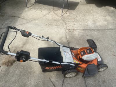 STIHL RMA 460 V Battery Self-Propelled Mower