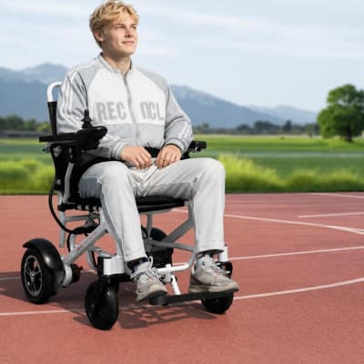 300lb Capacity Foldable Electric Wheelchair