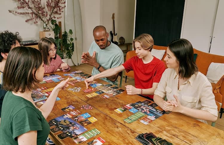 7 Wonders Board Game – photo 3 in Ottawa