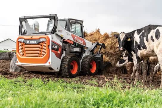 Bobcat S76 Skid-Steer Loader Rental in Ottawa – photo 3 in Ottawa
