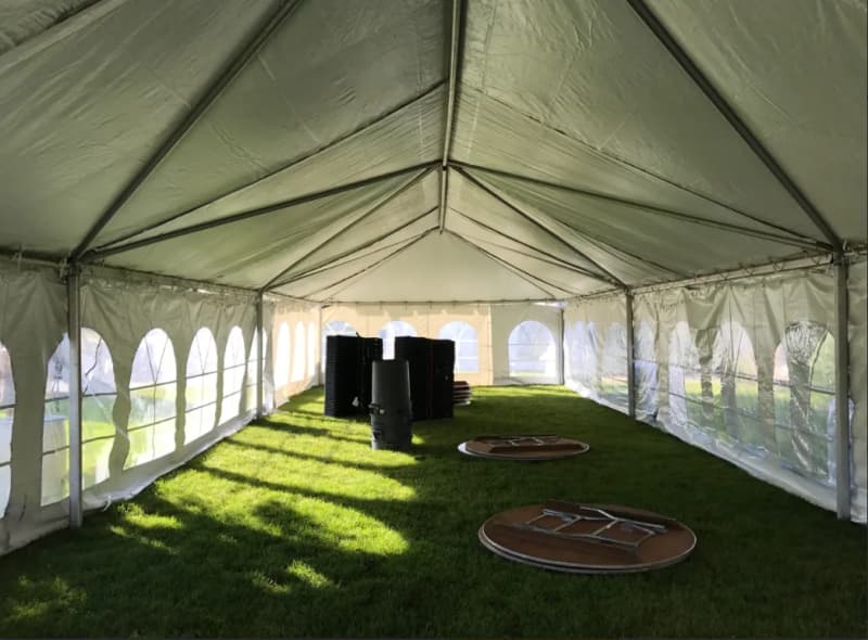 20' x 60' Frame Tent (Installed) – photo 3 in Orléans