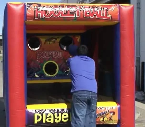 Hooley Ball Carnival Game Inflatable for rent in Orléans