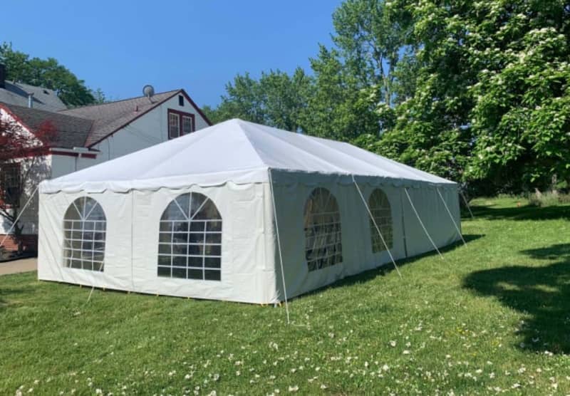 Frame Tent 20' x 40' (Installed) – photo 4 in Orléans
