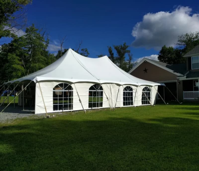 30' x 45' Pole Tent - ( Installed ) – photo 2 in Orléans