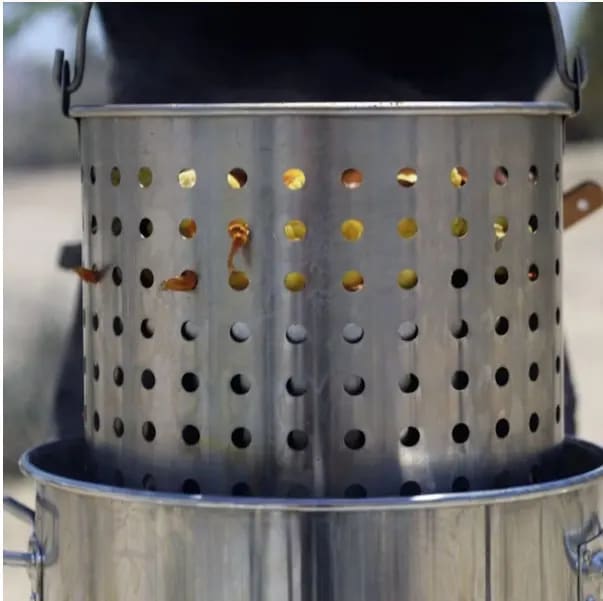 60 qt Cooking Strainer Basket (for 60 qt pot) for rent in Kanata