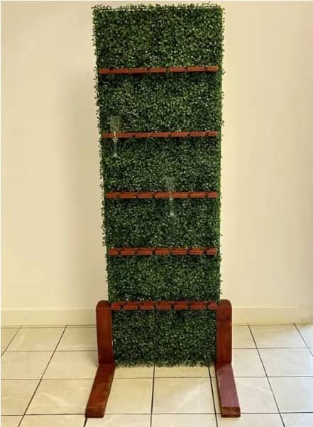 Champagne Flute Display Stand - Wall Panel – photo 2 in Orléans