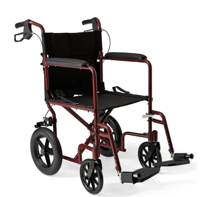 12” Wheels Lightweight Folding Transport Wheelchair – photo 2 in Orléans