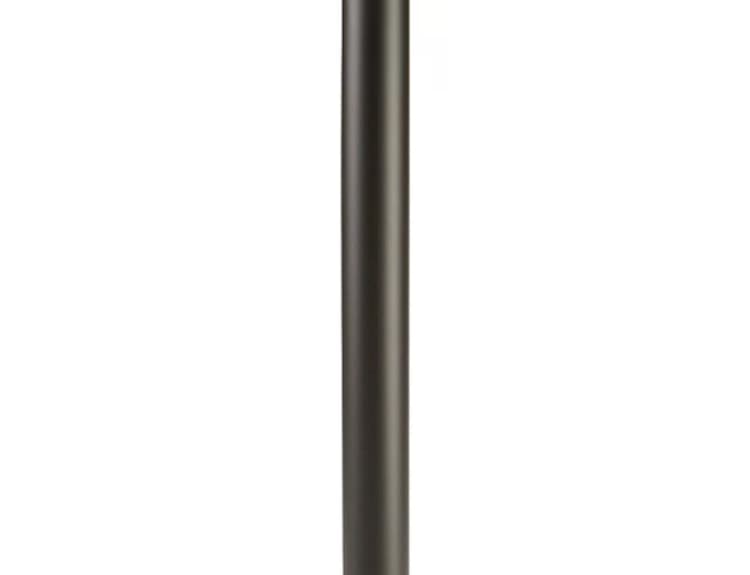 6 Stanchion Poles plus White Chain Crowd Control – photo 2 in Stittsville