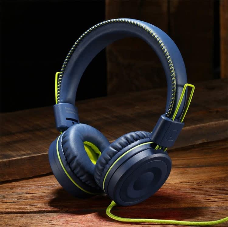POWMEE M1 Wired Headphones for Kids for rent in Broomall