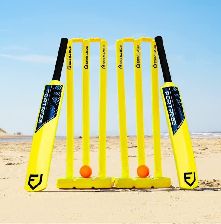 Backyard Cricket Set | Kwik Cricket Set - Bats, Balls Stumps – photo 4 in Kanata