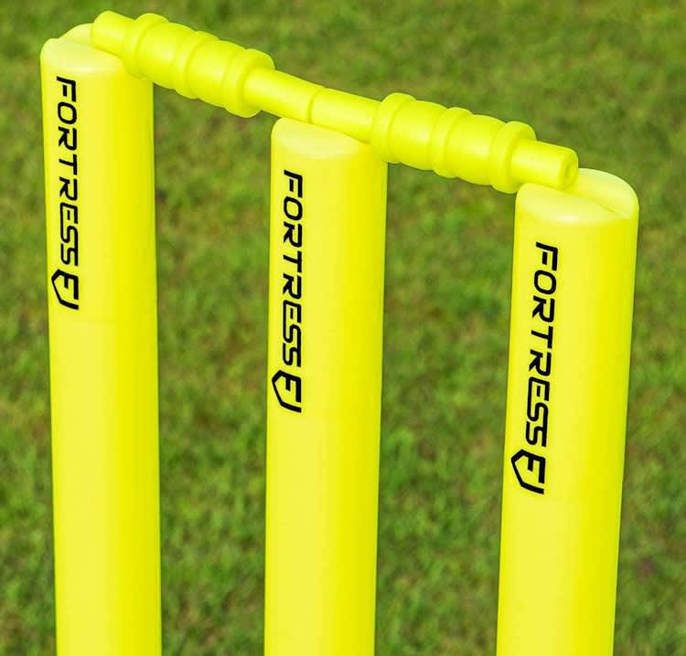 Backyard Cricket Set | Kwik Cricket Set - Bats, Balls Stumps – photo 5 in Kanata