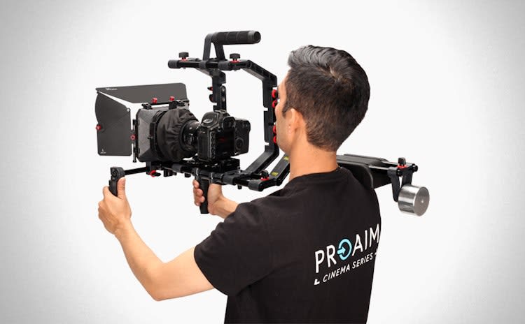 DSLR Shoulder Rig FC-02 Kit with Camera Cage for rent in Ottawa