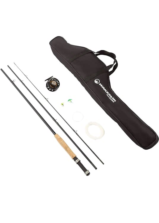 Fly Fishing Rod and Reel With Case – photo 3 in Kanata