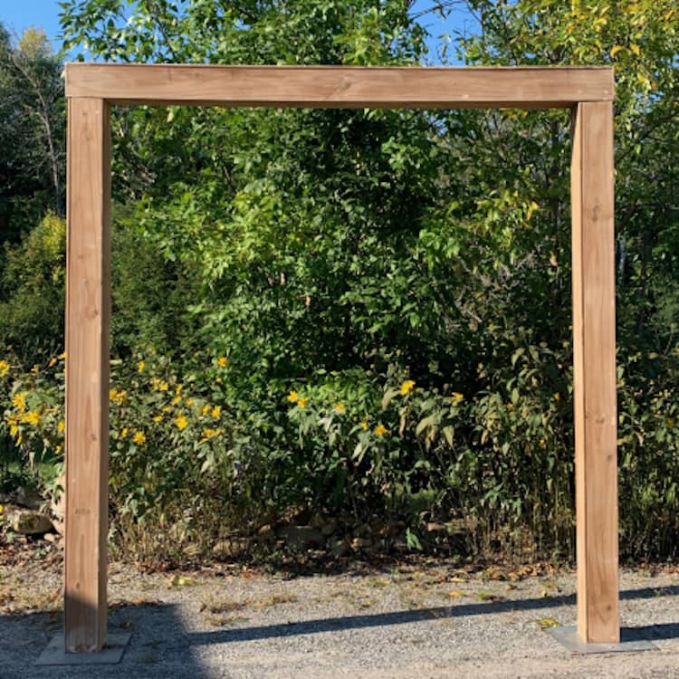 Square Wood Arch for rent in Ottawa