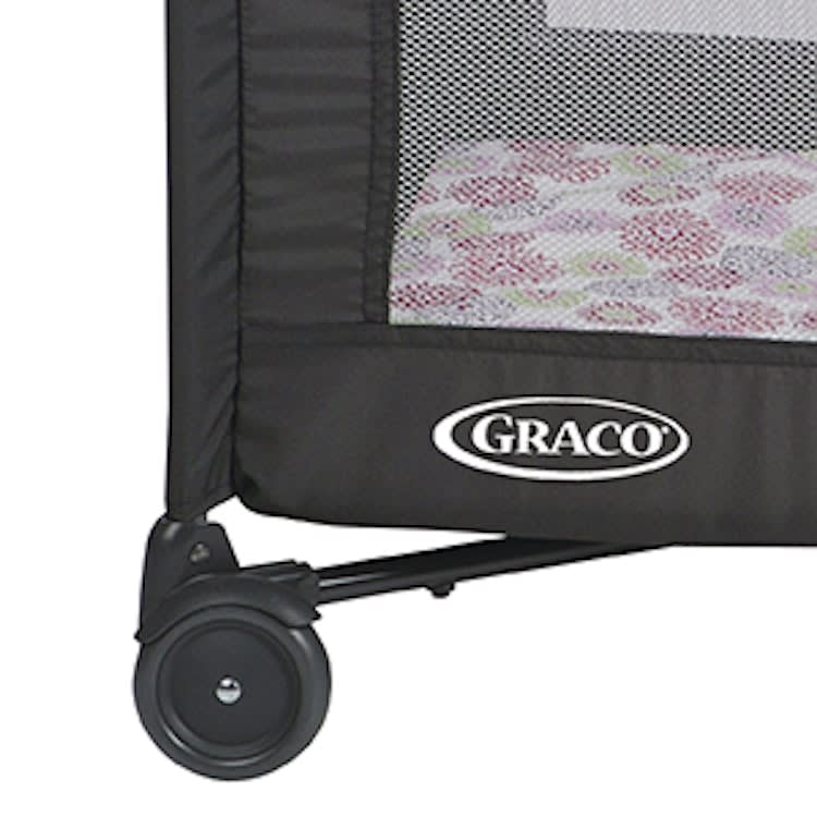 Graco Pack 'n Play Playpen Kids-Baby 3/7