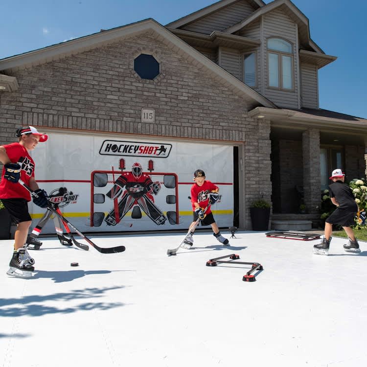 Synthetic Ice Tiles 18” x 18” for rent in Kanata
