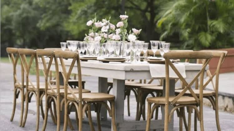Cross-Back Event Chair – photo 3 in Kanata