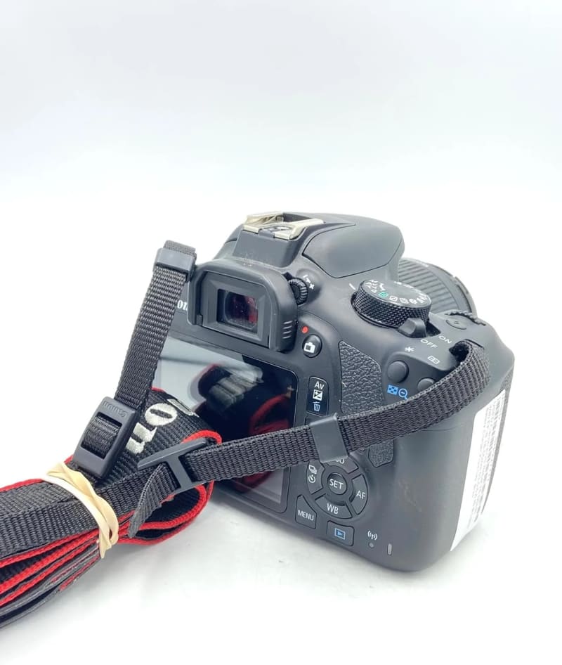 Canon Eos Rebel T6 Ef-s Dslr Camera With 18-55mm Lens – photo 6 in Scarborough