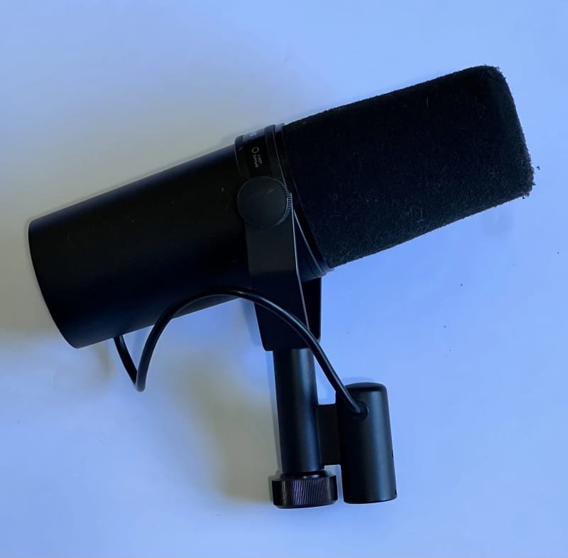 Shure SM7B Professional Dynamic Microphone Rental – photo 3 in Cumberland