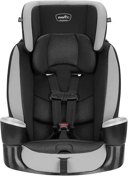 Booster Car Seat - Evenflo Maestro for rent in Orléans