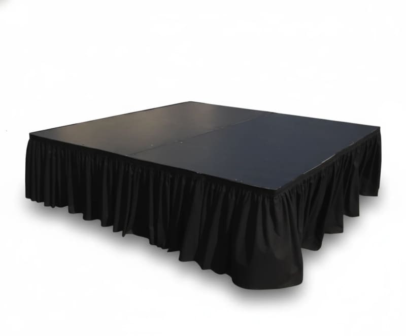 Stage Section 4ft x 8ft for rent in Orléans