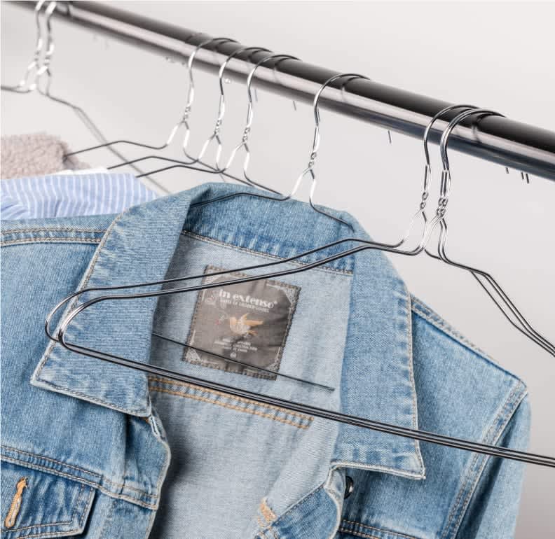 Metal Clothes Hangers (per dozen) – photo 3 in Arnprior