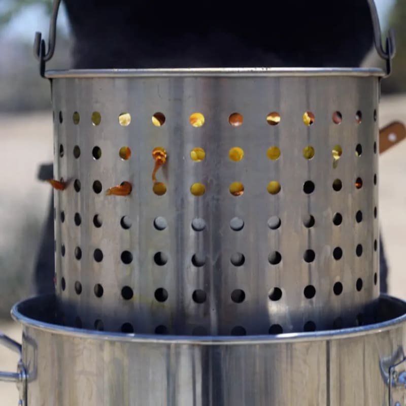 Cooking / Seafood Boil / Corn Strainer - 60 qt – photo 3 in Arnprior