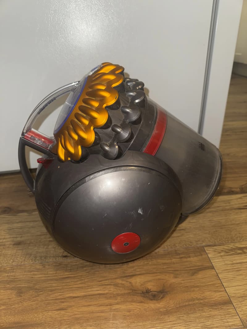 Powerful Vacuum Rental in Nanaimo for rent in Nanaimo