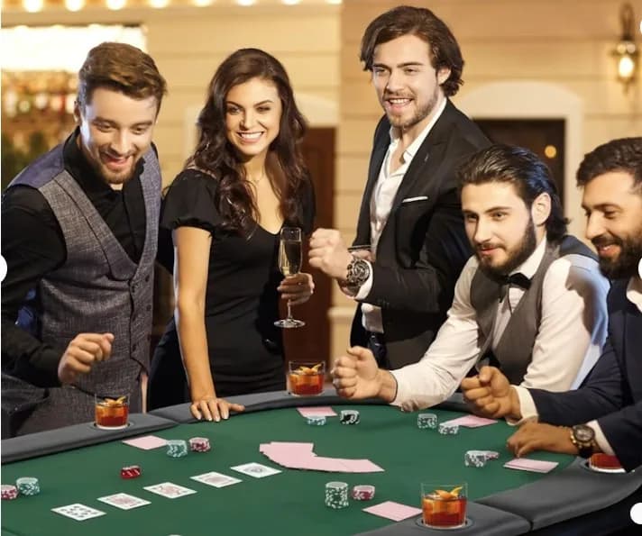 Poker Tabletop (not exactly as shown) – photo 3 in Kanata