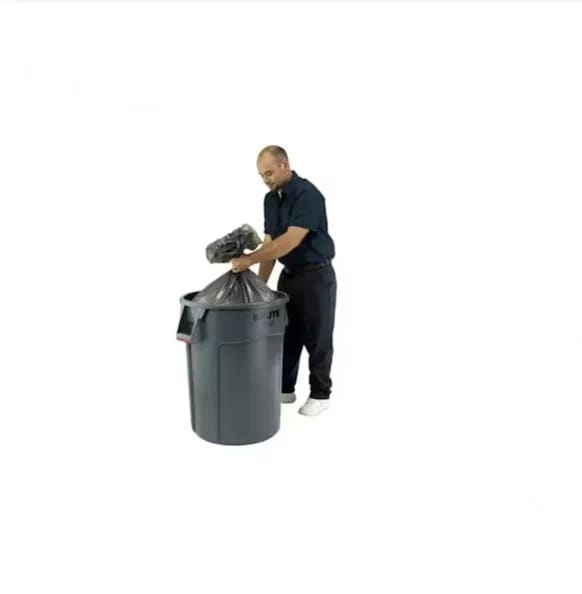 Durable Garbage Pail – photo 2 in Kanata