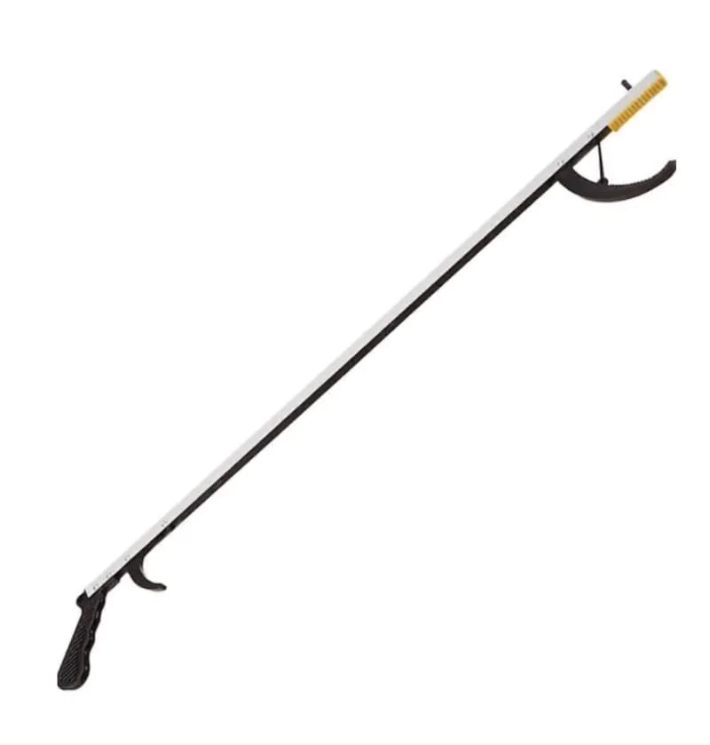 32 Inch Reacher Grabber Mobility Aid – photo 4 in Kemptville