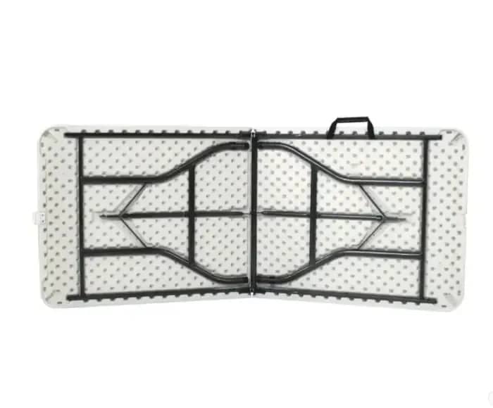 8ft Fold-in-Half Folding Table – photo 4 in Kanata