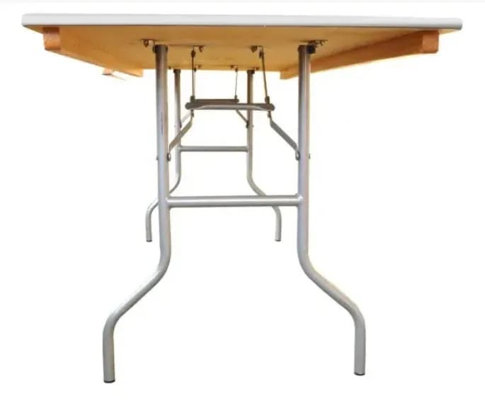 8ft Wooden Folding Banquet Table – photo 3 in Kanata