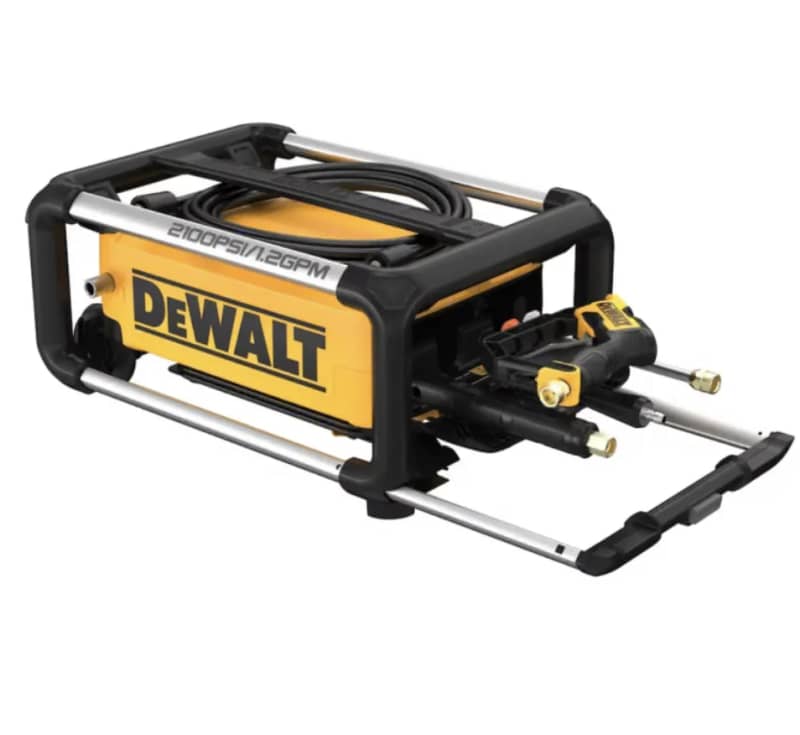 DeWalt 2100 PSI Electric Pressure Washer – photo 3 in Orléans