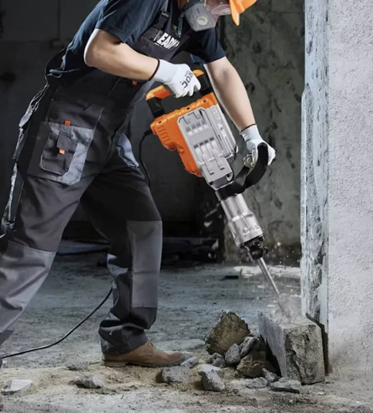 Electric Demolition Jackhammer with Chisels for rent in Kanata