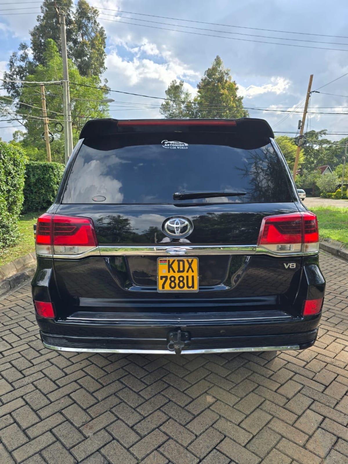 TOYOTA LANDCRUISER 200 SERIES