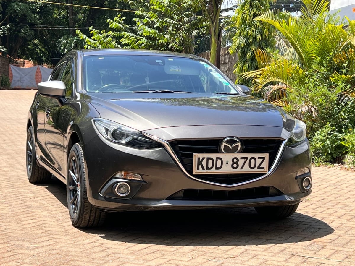MAZDA AXELA