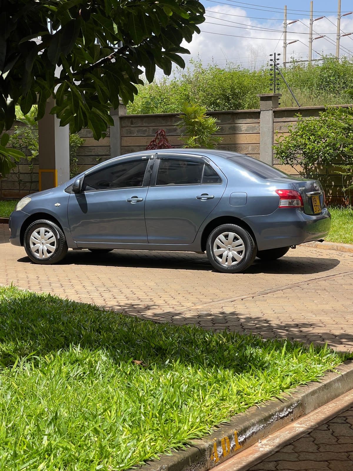TOYOTA BELTA