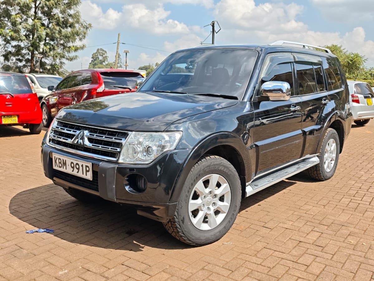 MITSUBISHI  PAJERO
