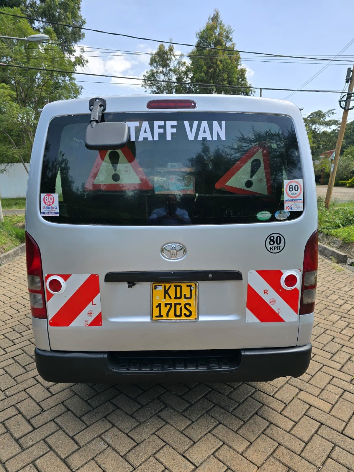 TOYOTA HIACE 7L