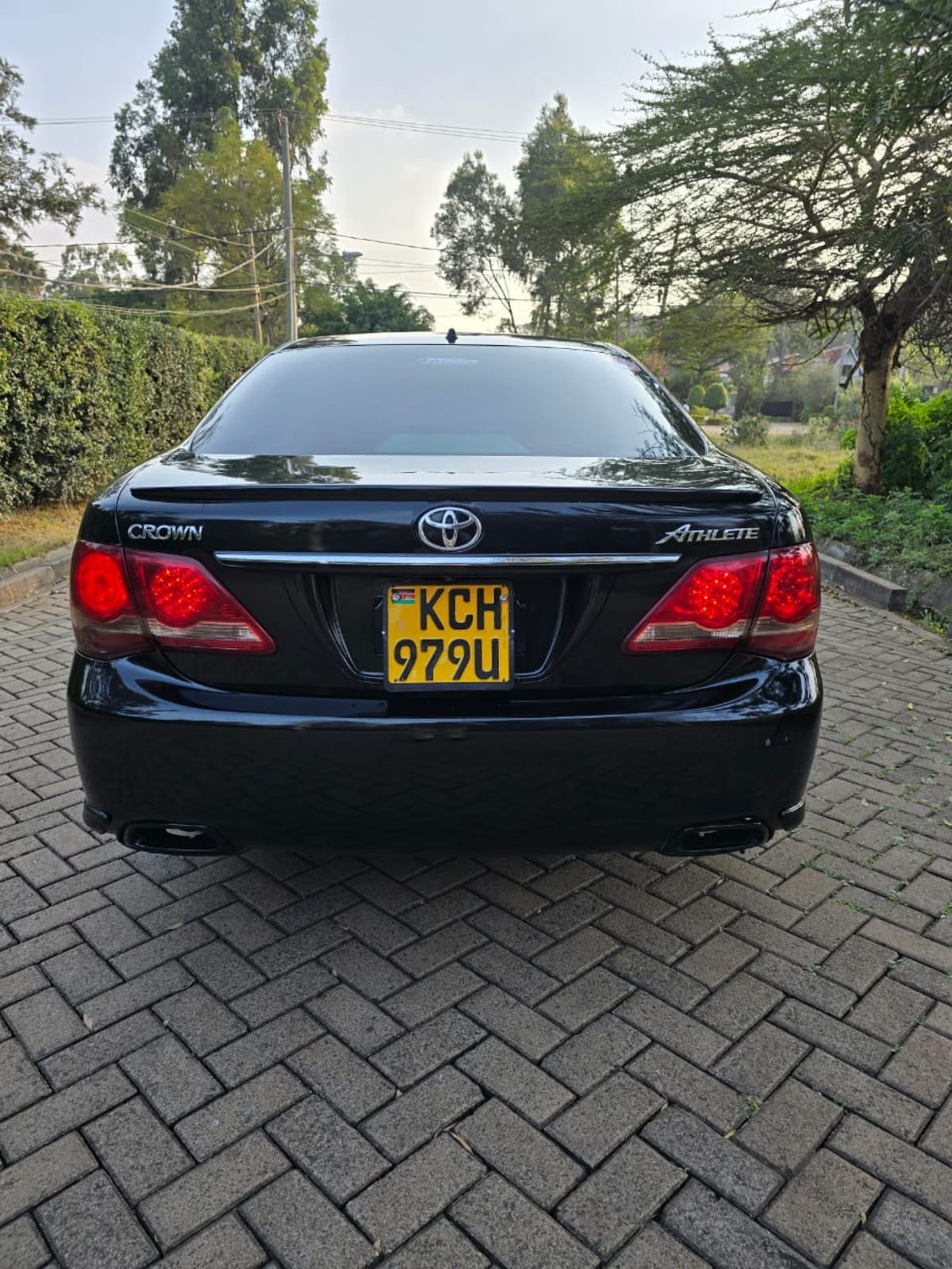 TOYOTA CROWN ATHLETE