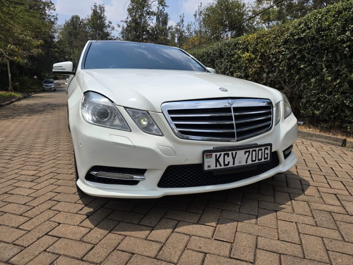 Mercedes Benz E250
