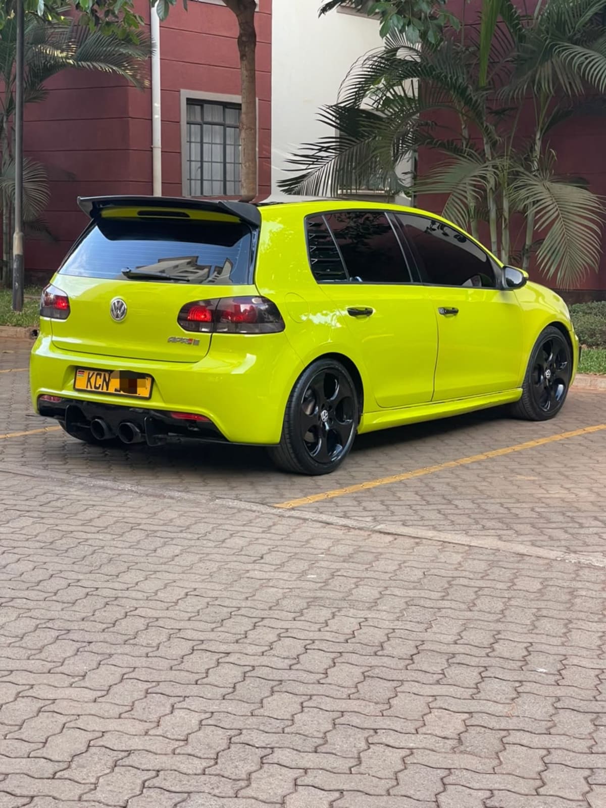 Volks Wagen Golf GTI