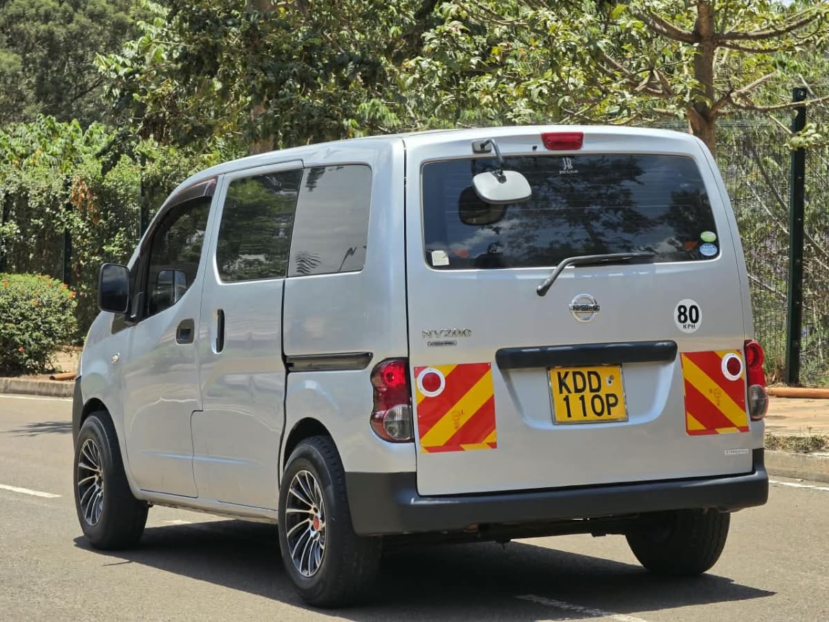 Nissan NV200