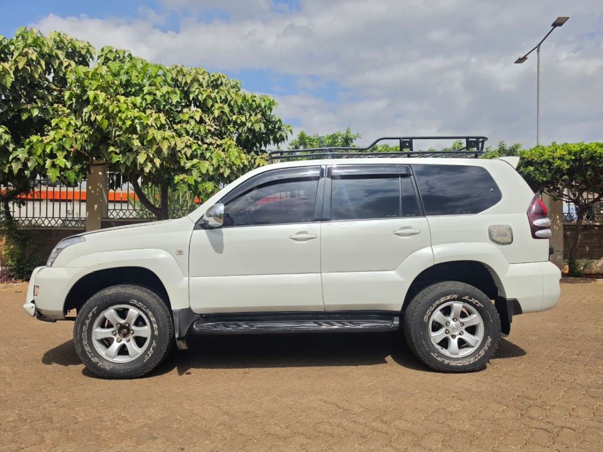 Toyota Landcruiser J120