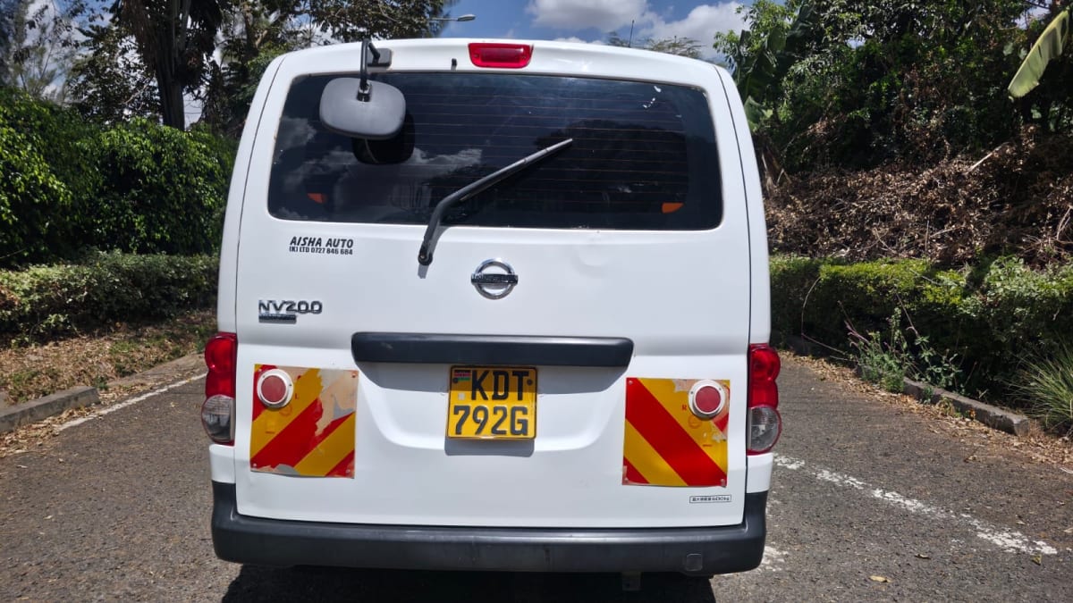 Nissan Nv200