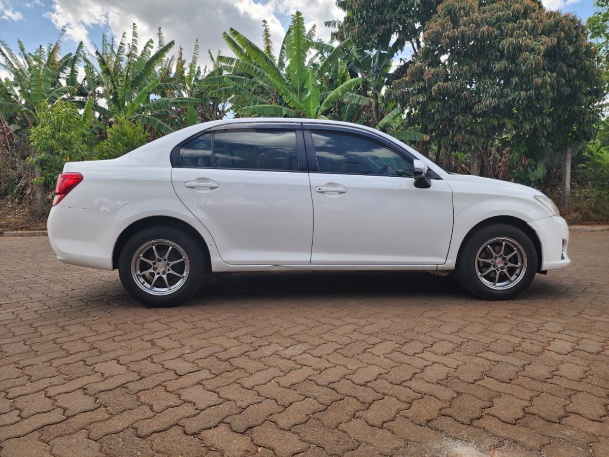 Toyota Axio